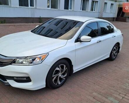 Белый Хонда Аккорд, объемом двигателя 2.4 л и пробегом 80 тыс. км за 16900 $, фото 3 на Automoto.ua