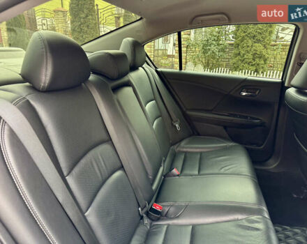 Білий Хонда Аккорд, об'ємом двигуна 2.4 л та пробігом 115 тис. км за 15800 $, фото 63 на Automoto.ua