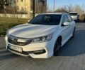 Білий Хонда Аккорд, об'ємом двигуна 2.4 л та пробігом 255 тис. км за 12900 $, фото 1 на Automoto.ua
