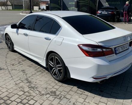 Белый Хонда Аккорд, объемом двигателя 2.4 л и пробегом 150 тыс. км за 14200 $, фото 9 на Automoto.ua