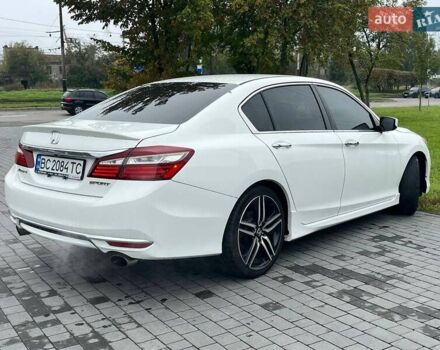 Білий Хонда Аккорд, об'ємом двигуна 2.36 л та пробігом 255 тис. км за 12500 $, фото 8 на Automoto.ua