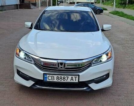 Белый Хонда Аккорд, объемом двигателя 2.4 л и пробегом 80 тыс. км за 16900 $, фото 4 на Automoto.ua