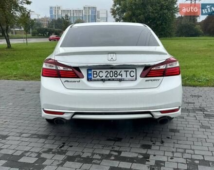 Білий Хонда Аккорд, об'ємом двигуна 2.36 л та пробігом 255 тис. км за 12500 $, фото 6 на Automoto.ua