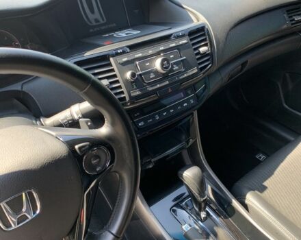 Белый Хонда Аккорд, объемом двигателя 2.4 л и пробегом 150 тыс. км за 14200 $, фото 13 на Automoto.ua