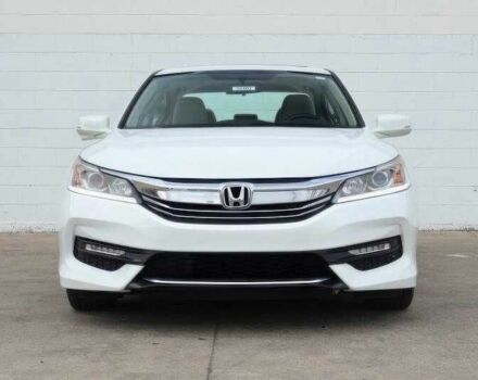 Белый Хонда Аккорд, объемом двигателя 2.4 л и пробегом 78 тыс. км за 5500 $, фото 1 на Automoto.ua