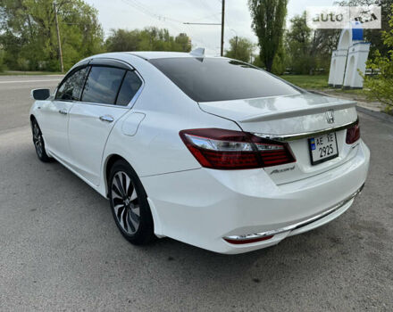 Білий Хонда Аккорд, об'ємом двигуна 2 л та пробігом 110 тис. км за 17000 $, фото 2 на Automoto.ua