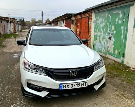 Білий Хонда Аккорд, об'ємом двигуна 2.4 л та пробігом 109 тис. км за 14300 $, фото 2 на Automoto.ua