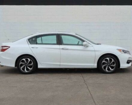 Белый Хонда Аккорд, объемом двигателя 2.4 л и пробегом 78 тыс. км за 5500 $, фото 3 на Automoto.ua