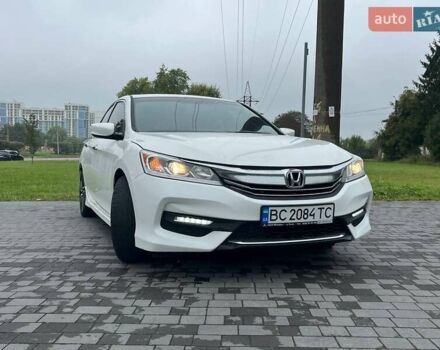 Білий Хонда Аккорд, об'ємом двигуна 2.36 л та пробігом 255 тис. км за 12500 $, фото 2 на Automoto.ua