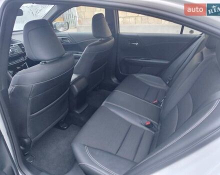 Білий Хонда Аккорд, об'ємом двигуна 2.36 л та пробігом 114 тис. км за 16200 $, фото 9 на Automoto.ua