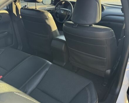 Білий Хонда Аккорд, об'ємом двигуна 2.4 л та пробігом 255 тис. км за 12900 $, фото 4 на Automoto.ua