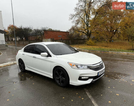 Белый Хонда Аккорд, объемом двигателя 2.36 л и пробегом 160 тыс. км за 13500 $, фото 10 на Automoto.ua