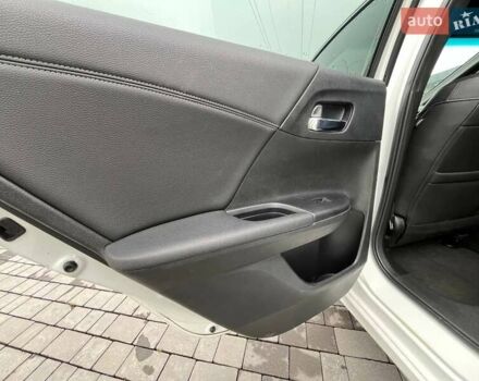 Білий Хонда Аккорд, об'ємом двигуна 2.36 л та пробігом 255 тис. км за 12500 $, фото 19 на Automoto.ua