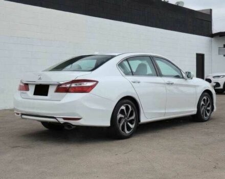 Белый Хонда Аккорд, объемом двигателя 2.4 л и пробегом 78 тыс. км за 5500 $, фото 4 на Automoto.ua