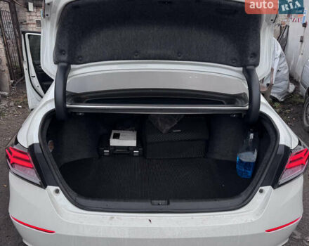 Белый Хонда Аккорд, объемом двигателя 1.5 л и пробегом 190 тыс. км за 19700 $, фото 18 на Automoto.ua