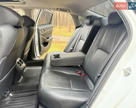 Белый Хонда Аккорд, объемом двигателя 2 л и пробегом 48 тыс. км за 19500 $, фото 22 на Automoto.ua