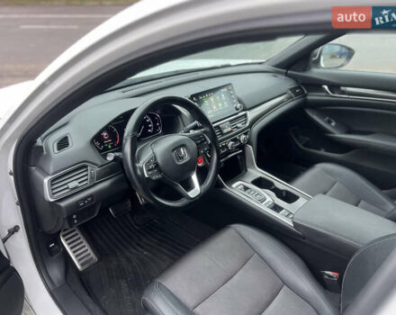 Білий Хонда Аккорд, об'ємом двигуна 2 л та пробігом 114 тис. км за 21700 $, фото 9 на Automoto.ua