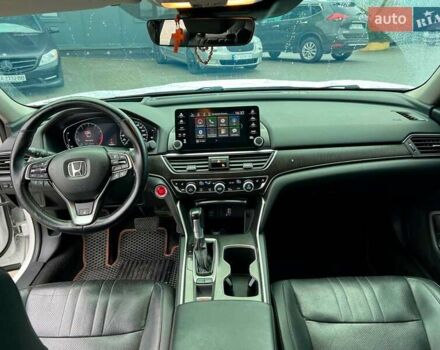 Белый Хонда Аккорд, объемом двигателя 1.5 л и пробегом 129 тыс. км за 18940 $, фото 38 на Automoto.ua