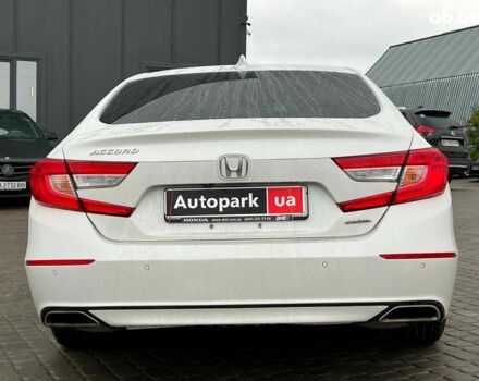 Білий Хонда Аккорд, об'ємом двигуна 1.5 л та пробігом 129 тис. км за 20590 $, фото 6 на Automoto.ua