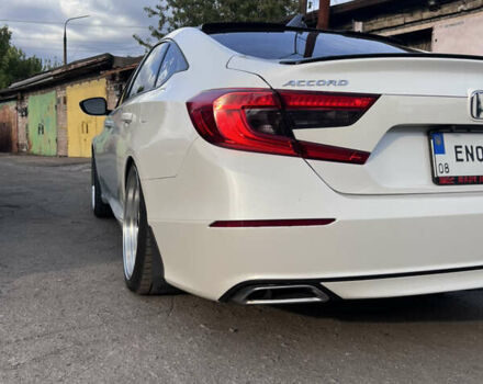 Белый Хонда Аккорд, объемом двигателя 1.5 л и пробегом 190 тыс. км за 19700 $, фото 5 на Automoto.ua