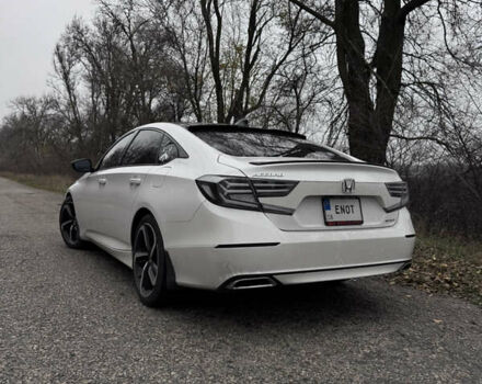 Белый Хонда Аккорд, объемом двигателя 1.5 л и пробегом 190 тыс. км за 19700 $, фото 19 на Automoto.ua