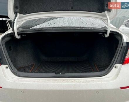 Белый Хонда Аккорд, объемом двигателя 1.5 л и пробегом 129 тыс. км за 18940 $, фото 40 на Automoto.ua