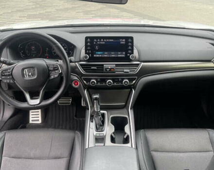 Белый Хонда Аккорд, объемом двигателя 1.5 л и пробегом 65 тыс. км за 21500 $, фото 21 на Automoto.ua
