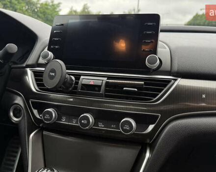 Білий Хонда Аккорд, об'ємом двигуна 1.5 л та пробігом 70 тис. км за 17700 $, фото 15 на Automoto.ua