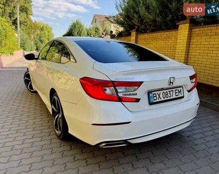 Белый Хонда Аккорд, объемом двигателя 1.5 л и пробегом 90 тыс. км за 16900 $, фото 9 на Automoto.ua