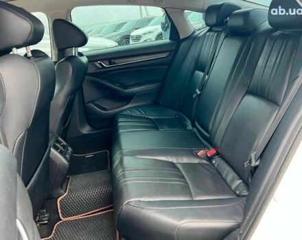 Білий Хонда Аккорд, об'ємом двигуна 1.5 л та пробігом 129 тис. км за 20590 $, фото 34 на Automoto.ua