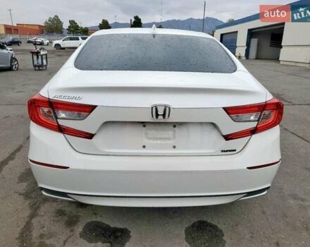 Белый Хонда Аккорд, объемом двигателя 1.5 л и пробегом 150 тыс. км за 4700 $, фото 5 на Automoto.ua