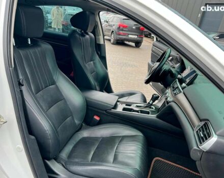 Білий Хонда Аккорд, об'ємом двигуна 1.5 л та пробігом 129 тис. км за 20590 $, фото 40 на Automoto.ua