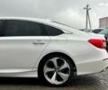 Білий Хонда Аккорд, об'ємом двигуна 1.5 л та пробігом 129 тис. км за 20590 $, фото 4 на Automoto.ua