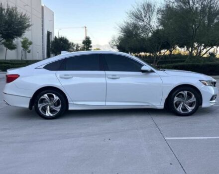 Белый Хонда Аккорд, объемом двигателя 2 л и пробегом 32 тыс. км за 15000 $, фото 6 на Automoto.ua