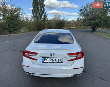 Белый Хонда Аккорд, объемом двигателя 1.5 л и пробегом 79 тыс. км за 15900 $, фото 16 на Automoto.ua