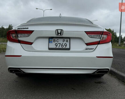 Білий Хонда Аккорд, об'ємом двигуна 1.5 л та пробігом 70 тис. км за 17700 $, фото 5 на Automoto.ua