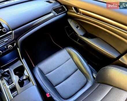Белый Хонда Аккорд, объемом двигателя 1.5 л и пробегом 90 тыс. км за 16900 $, фото 23 на Automoto.ua