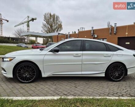 Белый Хонда Аккорд, объемом двигателя 2 л и пробегом 92 тыс. км за 21000 $, фото 3 на Automoto.ua