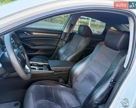 Белый Хонда Аккорд, объемом двигателя 1.5 л и пробегом 155 тыс. км за 14900 $, фото 12 на Automoto.ua