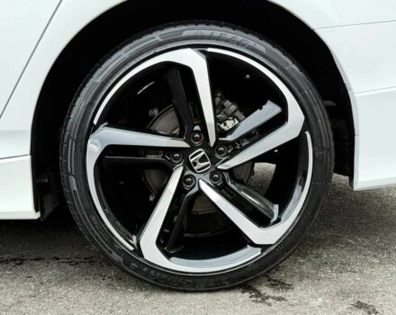 Белый Хонда Аккорд, объемом двигателя 1.5 л и пробегом 38 тыс. км за 5500 $, фото 13 на Automoto.ua