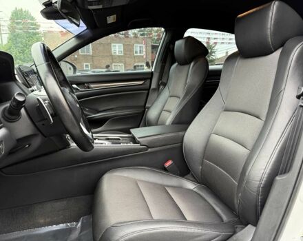 Белый Хонда Аккорд, объемом двигателя 1.5 л и пробегом 38 тыс. км за 5500 $, фото 6 на Automoto.ua