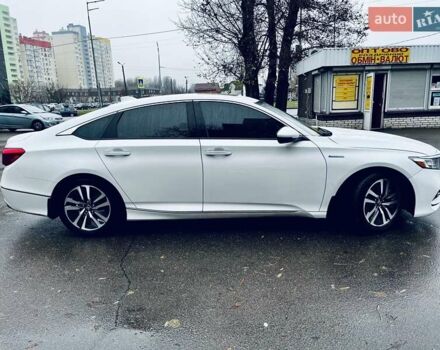 Белый Хонда Аккорд, объемом двигателя 1.99 л и пробегом 121 тыс. км за 24500 $, фото 3 на Automoto.ua