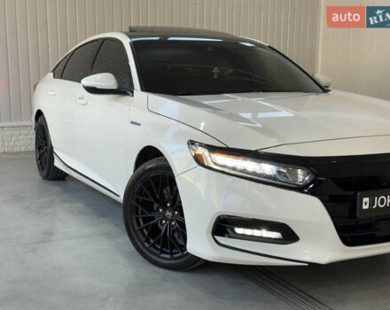 Белый Хонда Аккорд, объемом двигателя 1.99 л и пробегом 102 тыс. км за 23600 $, фото 2 на Automoto.ua