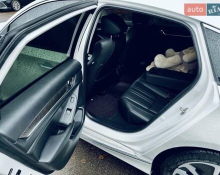 Белый Хонда Аккорд, объемом двигателя 1.99 л и пробегом 121 тыс. км за 24500 $, фото 20 на Automoto.ua