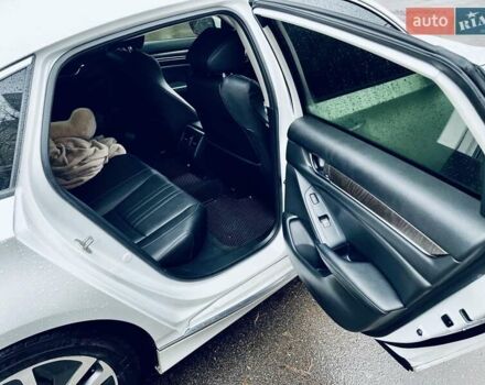 Белый Хонда Аккорд, объемом двигателя 1.99 л и пробегом 121 тыс. км за 24500 $, фото 24 на Automoto.ua