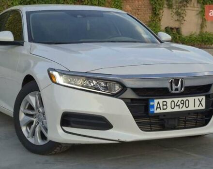 Білий Хонда Аккорд, об'ємом двигуна 1.5 л та пробігом 32 тис. км за 19200 $, фото 3 на Automoto.ua