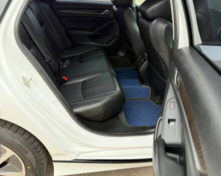 Білий Хонда Аккорд, об'ємом двигуна 2 л та пробігом 83 тис. км за 22000 $, фото 14 на Automoto.ua