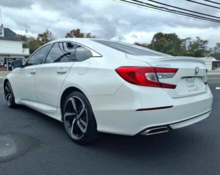 Белый Хонда Аккорд, объемом двигателя 1.5 л и пробегом 40 тыс. км за 6500 $, фото 4 на Automoto.ua