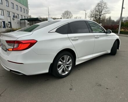 Белый Хонда Аккорд, объемом двигателя 1.5 л и пробегом 87 тыс. км за 17399 $, фото 2 на Automoto.ua