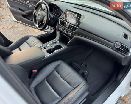 Белый Хонда Аккорд, объемом двигателя 2 л и пробегом 96 тыс. км за 20999 $, фото 39 на Automoto.ua